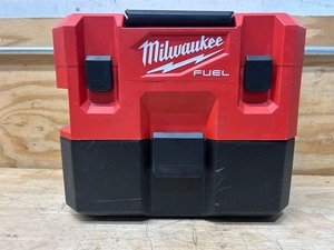lot 118 image: Milwaukee WetDry Vacuum Tool Only