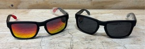 lot 123 image: Blender Eyewear lot of 2