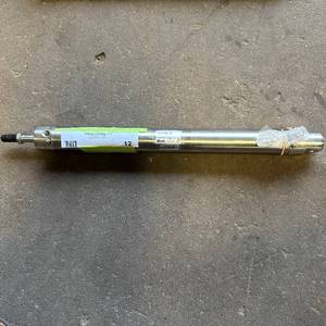 lot 12 image: Pneumatic Cylinder