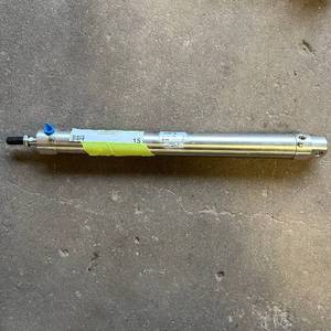 lot 15 image: Pneumatic Cylinder