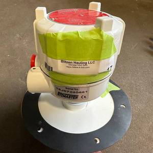 lot 17 image: Rotary Level Indicator