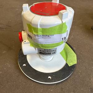 lot 19 image: Rotary Level Indicator