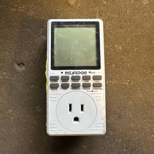 lot 20 image: Digital Timer Outlet