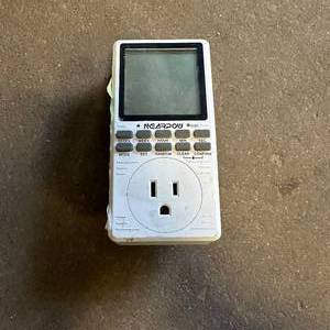 lot 21 image: Digital Timer Outlet