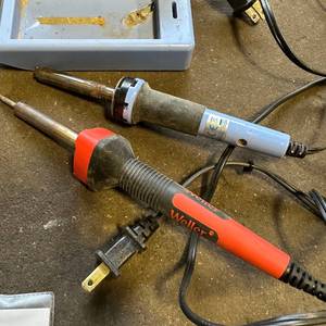 lot 29 image: Soldering Items