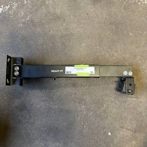 lot 31 image: MOUNT-IT mount