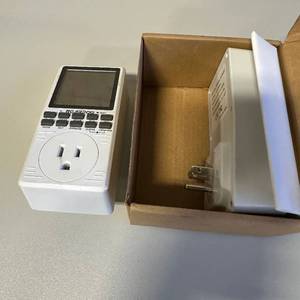 lot 38 image: 2 Digital Timer Outlet