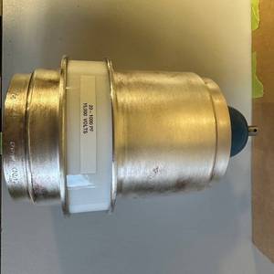 lot 40 image: Commerial Vacuum Variable Capacitor