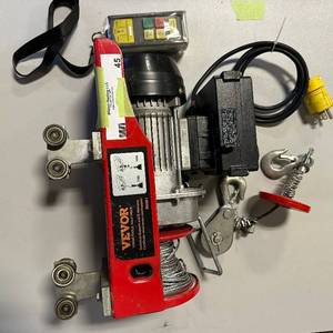 lot 45 image: Vevor Electric Hoist 440 Lbs