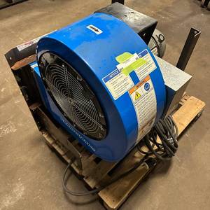 lot 65 image: Grain Guard Blower