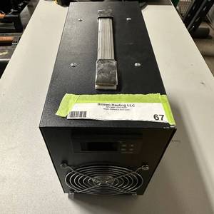 lot 67 image: YSZY-01 Aquarium Chiller