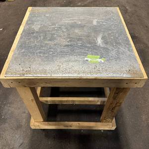 lot 74 image: Work Bench