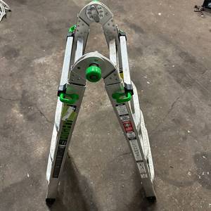 lot 85 image: Adjustable Ladder