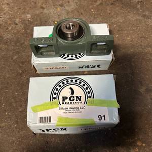lot 91 image: 2 Pillow Block Bearing