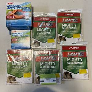 lot 119 image: Rodent Glue Pads