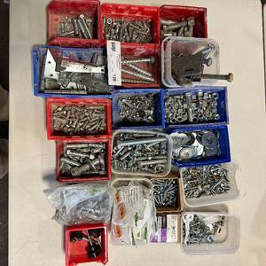 lot 120 image: Assorted Fastners in Bins