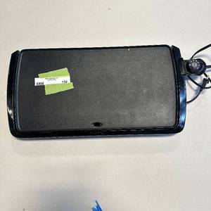 lot 130 image: Electric Griddle