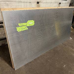 lot 176 image: 2 Sheets of metal apear to be Aluminum