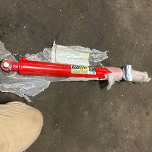 lot 181 image: 3000PSI NorTrac Piston