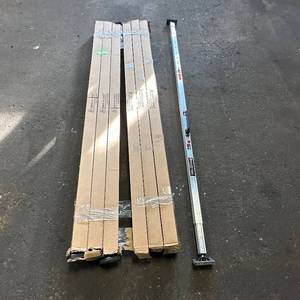 lot 222 image: Cargo Bars