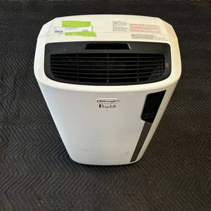 lot 232 image: Portable Air Conditioner
