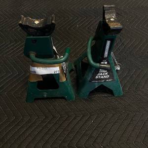 lot 277 image: Jack Stands