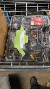 lot 102 image: Random Items in a box