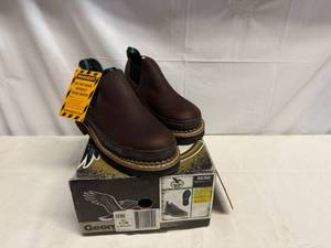 lot 27 image: Size 8.5 Womens Georgia Boots-Steel Toe