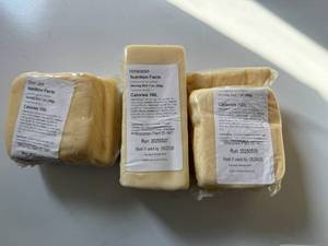 lot 137 image: UP. 3 Cheese Variety-Horseradish, Onion Jack