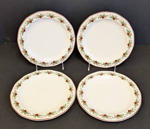 lot 14 image: Set of 4 Porsgrund Hearts and Pines 8-Inch Plates Norway