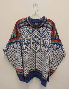 lot 56 image: Vintage Dale of Norway XXL Wool Sweater with Nordic Pattern