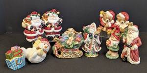 lot 62 image: Assorted Christmas Ceramic Salt and Pepper Shakers Collection