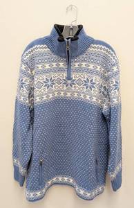 lot 68 image: Norskwear 100% Wool Norwegian Sweater Size XL Blue and White