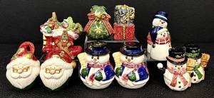 lot 18H image: Set of 6 Christmas Salt and Pepper Shaker Pairs including Fitz and Floyd Classics Christmas Salt and Pepper Set