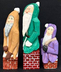 lot 19H image: Set of 3 Hand-Carved Wooden Santa Chimney Figurines, 1992