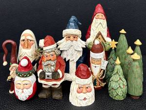 lot 52H image: Collection of 8 Wooden Santa Figurines, 6 Trees, and 2 Santa Heads