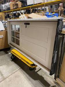 lot 12ET image: Door within frame (594303)