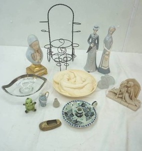 lot 68 image: Vintage Ceramic Figurines and Other Decor