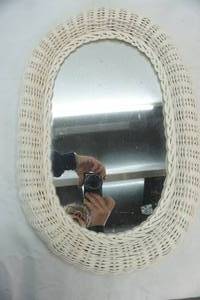 lot 142 image: Vintage Oval Wicker Mirror. 18.5x12