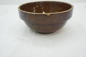 lot 212 image: Genuine Dunlap Creamware bowl