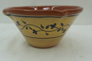 lot 214 image: Hand-Painted AS Portugal Terra Cotta Bowl 8.5 diameter by 4.5 tall