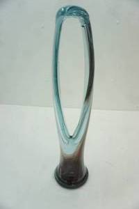 lot 219 image: Vintage Hand-Blown Art Glass Vase 17 tall