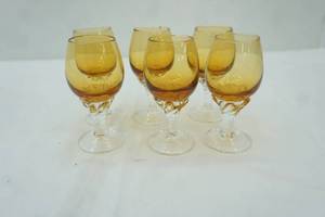 lot 229 image: Vintage Italian Empoli Amber Crystal Glass Twisted Stem Decanter Glasses (6ct)