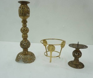 lot 267 image: Vintage Pierced Brass Candlestick holder and Brass Shell Vase