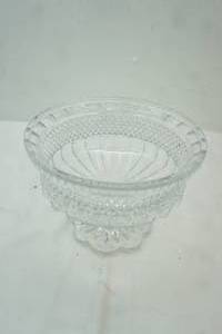 lot 288 image: Large Crystal Glass Footed Bowl. 7.5 tall with a 10 diameter