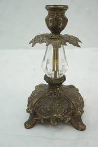 lot 289 image: Vintage Brass and Crystal Candlestick Holder 8.5 tall