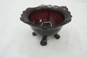 lot 296 image: Vintage L.E. Smith Mt. Pleasant Black Amethyst Glass 3-Footed Serving Bowl