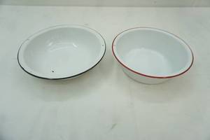 lot 347 image: Vintage Enamelware Bowls (2ct)