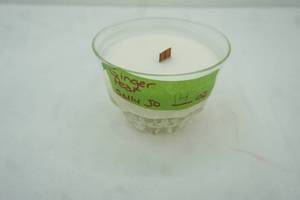 lot 375 image: Crystal Candy Dish Candle Ginger Pear