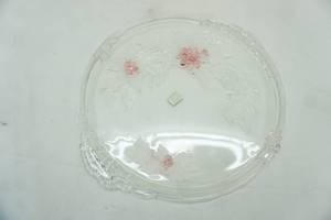 lot 387 image: Mikasa Cake Plate. Christmas Berries. 12 diameter